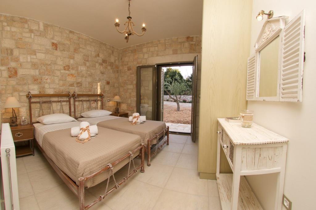 Forest Villas Kefalonia Logarata エクステリア 写真