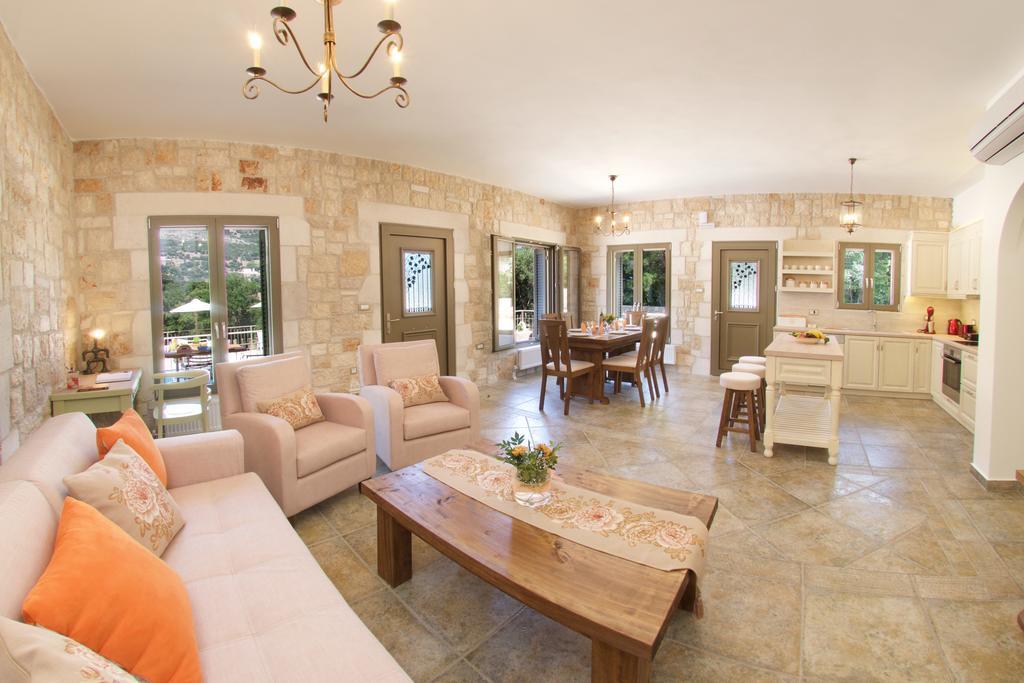 Forest Villas Kefalonia Logarata エクステリア 写真
