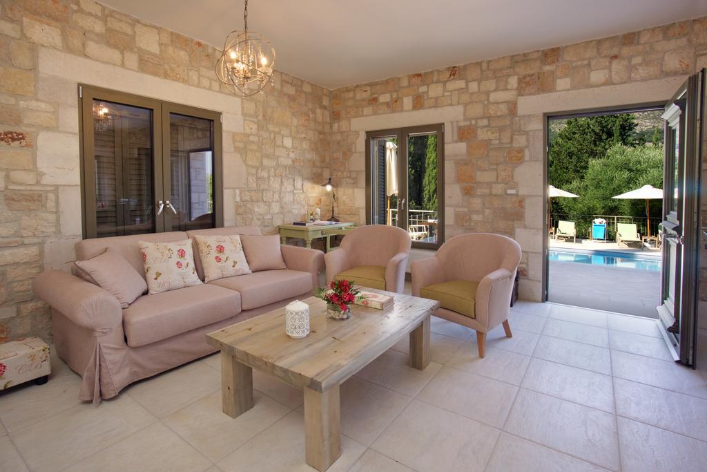 Forest Villas Kefalonia Logarata エクステリア 写真
