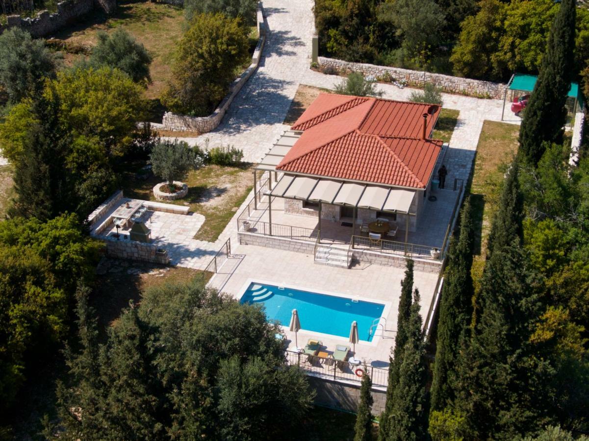 Forest Villas Kefalonia Logarata エクステリア 写真