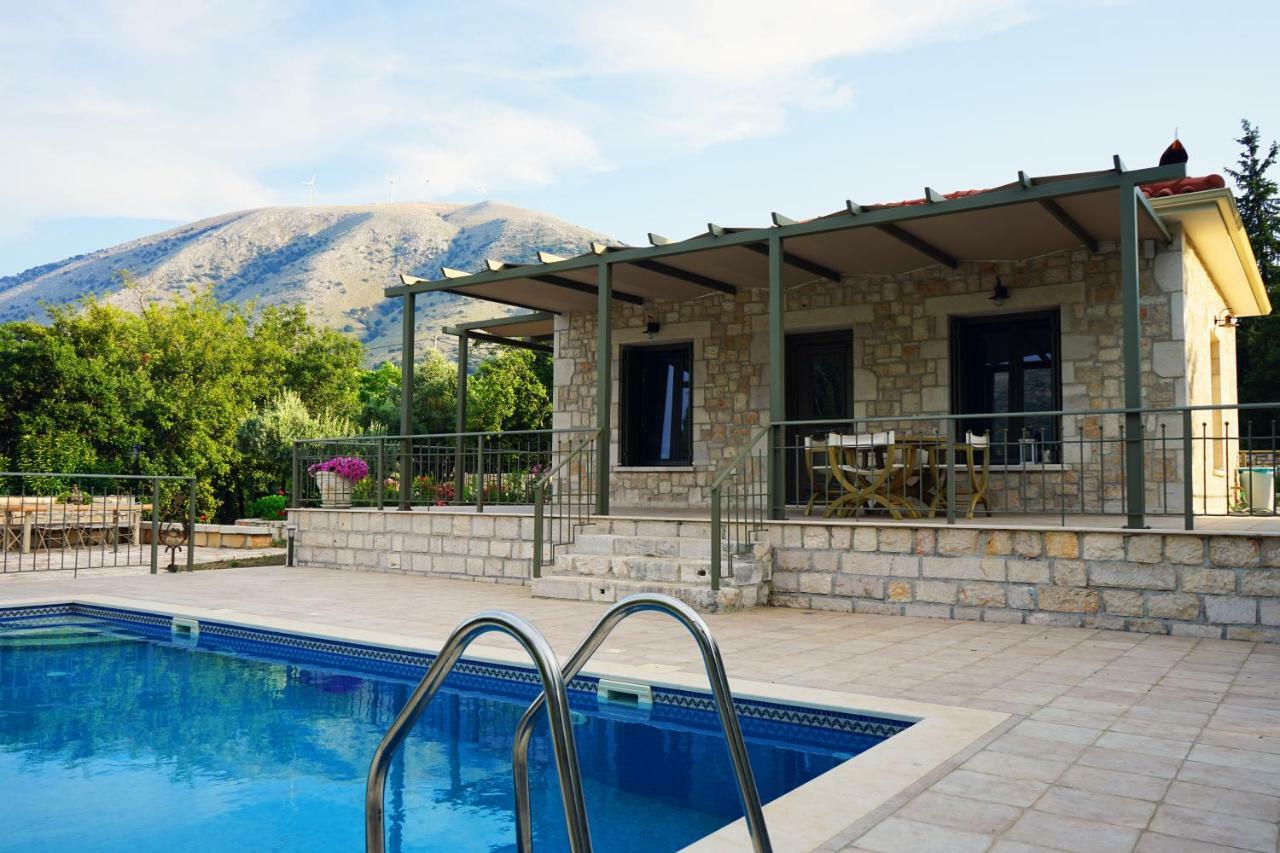 Forest Villas Kefalonia Logarata エクステリア 写真